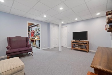Bright & Spacious 3 bedroom 2.5 bath Ranch in a Vibrant 55+ on Grayslake Golf Course in Illinois - for sale on GolfHomes.com, golf home, golf lot