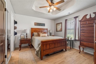 Come see this charming house on the corner! This 3 bed, 2 on Vache-Grasse Country Club in Arkansas - for sale on GolfHomes.com, golf home, golf lot