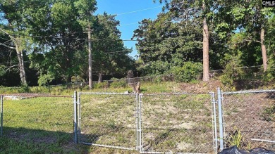Endless Potential on Nearly an Acre in Camden!Welcome to 575 on White Pines Golf Course in South Carolina - for sale on GolfHomes.com, golf home, golf lot