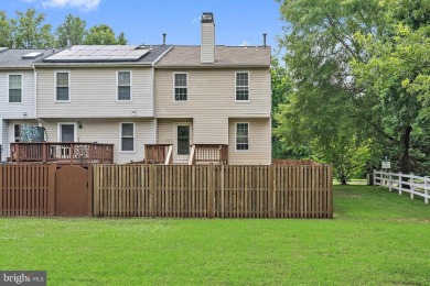Don't miss this beautifully maintained 3-bedroom, 2.5-bath on Walden Golf Club in Maryland - for sale on GolfHomes.com, golf home, golf lot