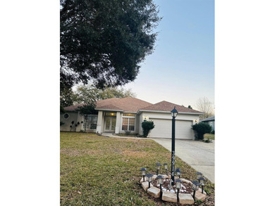 Move-In Ready in Gated Harbor Hills Golf Community - NEW ROOF on Harbor Hills Country Club in Florida - for sale on GolfHomes.com, golf home, golf lot