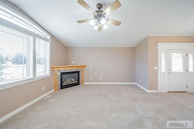 Beautifully maintained 2-bedroom, 2-bath townhome offering on  in ID - for sale on GolfHomes.com, golf home, golf lot