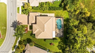 SPACIOUS & UPDATED 5B+Loft/3Ba family home that is OUT of the on Cross Creek Country Club in Florida - for sale on GolfHomes.com, golf home, golf lot