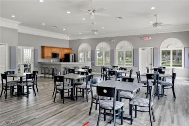 SPACIOUS & UPDATED 5B+Loft/3Ba family home that is OUT of the on Cross Creek Country Club in Florida - for sale on GolfHomes.com, golf home, golf lot