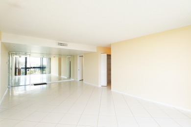 MAGNIFICENT VIEWS! PRICED TO SELL! Large 1 bedroom plus 1-1/2 on The President Country Club in Florida - for sale on GolfHomes.com, golf home, golf lot