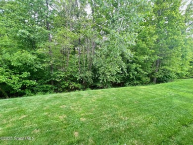 Welcome home to this move in ready 3 bedroom 2.5 baths townhouse on Town Of Colonie Golf Course in New York - for sale on GolfHomes.com, golf home, golf lot