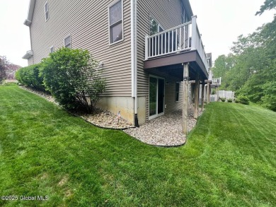 Welcome home to this move in ready 3 bedroom 2.5 baths townhouse on Town Of Colonie Golf Course in New York - for sale on GolfHomes.com, golf home, golf lot