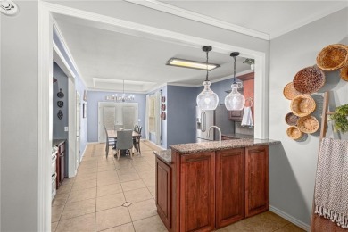 Beautiful Home in Bella Vista! Covered front porch and on Bella Vista - Metfield Golf Complex and Country Club in Arkansas - for sale on GolfHomes.com, golf home, golf lot