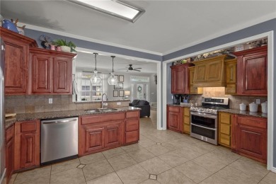 Beautiful Home in Bella Vista! Covered front porch and on Bella Vista - Metfield Golf Complex and Country Club in Arkansas - for sale on GolfHomes.com, golf home, golf lot