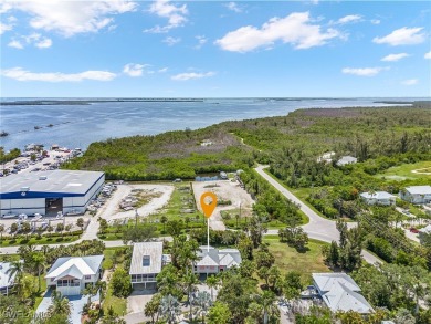 Beautiful home in exclusive Isle of Pines. Close to Pineland on Alden Pines Golf Club in Florida - for sale on GolfHomes.com, golf home, golf lot
