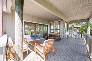 This light and airy Seascape oceanfront villa offers an open on Kiawah Island Resort - Cougar Point in South Carolina - for sale on GolfHomes.com, golf home, golf lot