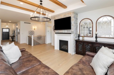 Stunning Property on Otter Creek Golf Course! Welcome to this on Otter Creek Golf Course in Iowa - for sale on GolfHomes.com, golf home, golf lot