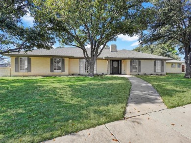 Love the classic appeal of an older home but want modern perks? on Shady Valley Golf Club in Texas - for sale on GolfHomes.com, golf home, golf lot