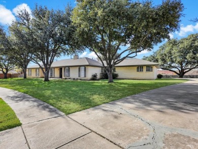 Love the classic appeal of an older home but want modern perks? on Shady Valley Golf Club in Texas - for sale on GolfHomes.com, golf home, golf lot