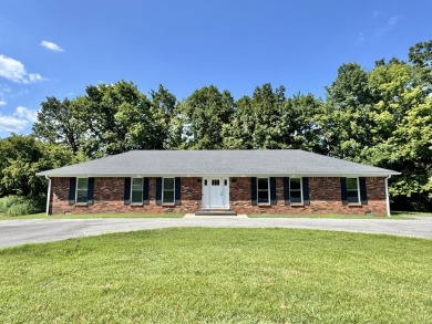 This adorable Duplex has been owner occupied and well maintained on Bright Leaf Golf Course in Kentucky - for sale on GolfHomes.com, golf home, golf lot