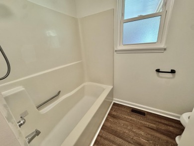 This adorable Duplex has been owner occupied and well maintained on Bright Leaf Golf Course in Kentucky - for sale on GolfHomes.com, golf home, golf lot