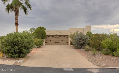 HUGE PRICE DROP ON THIS SPACIOUS (2226 SQ FT), FREE-STANDING on Desert Hills Golf Club of Green Valley in Arizona - for sale on GolfHomes.com, golf home, golf lot