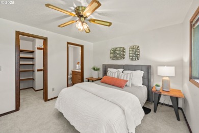 Discover comfort in this ideal Fairview end-unit condo, set on  in Oregon - for sale on GolfHomes.com, golf home, golf lot