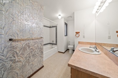 Discover comfort in this ideal Fairview end-unit condo, set on  in Oregon - for sale on GolfHomes.com, golf home, golf lot