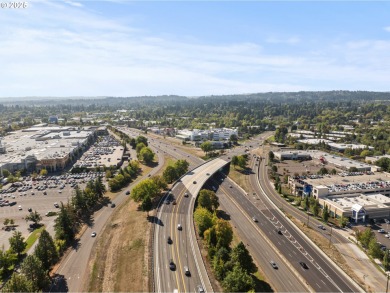 Discover comfort in this ideal Fairview end-unit condo, set on  in Oregon - for sale on GolfHomes.com, golf home, golf lot