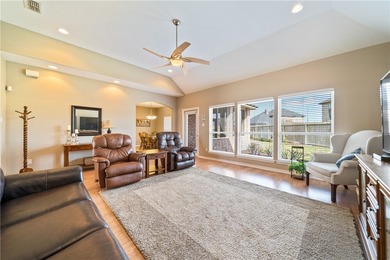 Lovely home in beautiful Northshore subdivision just minutes to on Northshore Country Club in Texas - for sale on GolfHomes.com, golf home, golf lot