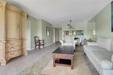 Welcome to this charming 2-bedroom, 2-bath condo located in the on Grey Oaks Golf and Country Club in Florida - for sale on GolfHomes.com, golf home, golf lot