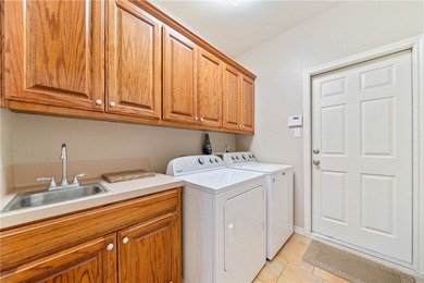 Lovely home in beautiful Northshore subdivision just minutes to on Northshore Country Club in Texas - for sale on GolfHomes.com, golf home, golf lot