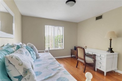Welcome to this charming 2-bedroom, 2-bath condo located in the on Grey Oaks Golf and Country Club in Florida - for sale on GolfHomes.com, golf home, golf lot