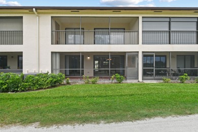 Beautiful and spacious first-floor 2 bedroom, 2 bath condo on The Golf Club of Jupiter in Florida - for sale on GolfHomes.com, golf home, golf lot