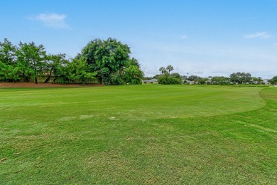 Beautiful and spacious first-floor 2 bedroom, 2 bath condo on The Golf Club of Jupiter in Florida - for sale on GolfHomes.com, golf home, golf lot