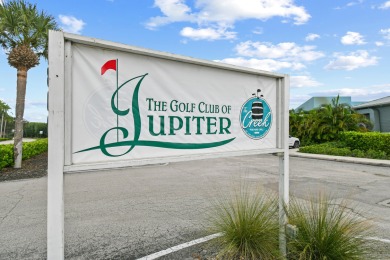 Beautiful and spacious first-floor 2 bedroom, 2 bath condo on The Golf Club of Jupiter in Florida - for sale on GolfHomes.com, golf home, golf lot