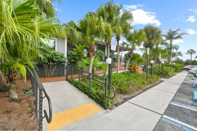Beautiful and spacious first-floor 2 bedroom, 2 bath condo on The Golf Club of Jupiter in Florida - for sale on GolfHomes.com, golf home, golf lot