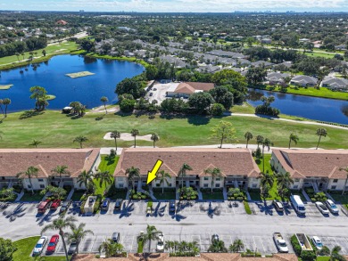 Beautiful and spacious first-floor 2 bedroom, 2 bath condo on The Golf Club of Jupiter in Florida - for sale on GolfHomes.com, golf home, golf lot