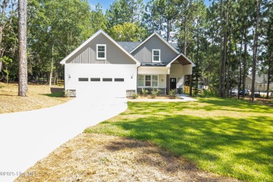 Custom Golf Front Home in Seven Lakes South - Turnkey Ready!

 on Seven Lakes Country Club in North Carolina - for sale on GolfHomes.com, golf home, golf lot