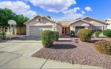 Stunning 3B/2B Home with Private Pool in Arrowhead Ranch! on The Legend at Arrowhead in Arizona - for sale on GolfHomes.com, golf home, golf lot