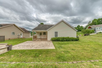 Welcome to this beautifully maintained 4-bedroom, 2-bathroom on Country Club of Bristol in Tennessee - for sale on GolfHomes.com, golf home, golf lot