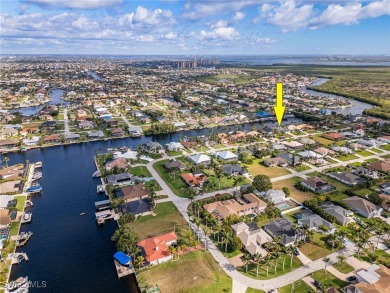 PRIME SW CAPE CORAL LOCATION! This home boasts almost 2,500 sq on Royal Tee Country Club in Florida - for sale on GolfHomes.com, golf home, golf lot