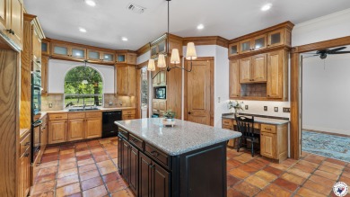 Welcome to 6616 Lakeridge Drive in Texarkana, TX! This spacious on Northridge Country Club in Texas - for sale on GolfHomes.com, golf home, golf lot