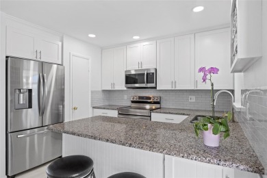 PUNTA GORDA ISLES!! WELL MAINTAINED 2 BEDROOM, 2BATH, 2 CAR on Saint Andrews South Golf Club in Florida - for sale on GolfHomes.com, golf home, golf lot