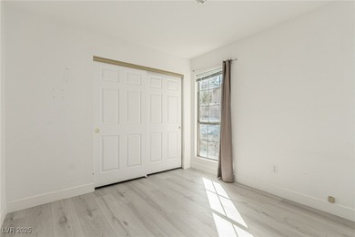 DISCOVER THIS BEAUTIFUL 3-BEDROOM TOWNHOME LOCATED IN THE HIGHLY on Los Prados Golf Course in Nevada - for sale on GolfHomes.com, golf home, golf lot