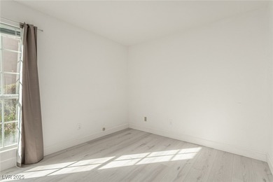 DISCOVER THIS BEAUTIFUL 3-BEDROOM TOWNHOME LOCATED IN THE HIGHLY on Los Prados Golf Course in Nevada - for sale on GolfHomes.com, golf home, golf lot