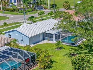 PUNTA GORDA ISLES!! WELL MAINTAINED 2 BEDROOM, 2BATH, 2 CAR on Saint Andrews South Golf Club in Florida - for sale on GolfHomes.com, golf home, golf lot