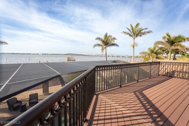 Totally remodeled and updated 2 story 4-bedroom home on the on The Landings Yacht, Golf and Tennis Club in Florida - for sale on GolfHomes.com, golf home, golf lot