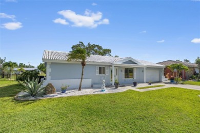 PUNTA GORDA ISLES!! WELL MAINTAINED 2 BEDROOM, 2BATH, 2 CAR on Saint Andrews South Golf Club in Florida - for sale on GolfHomes.com, golf home, golf lot