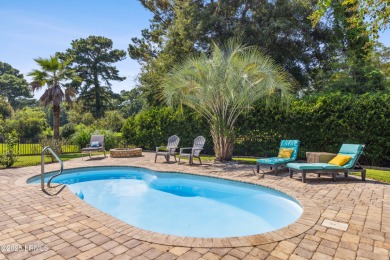 Located in Bluffton's desirable Pinecrest community, this home on Pinecrest Golf Course in South Carolina - for sale on GolfHomes.com, golf home, golf lot