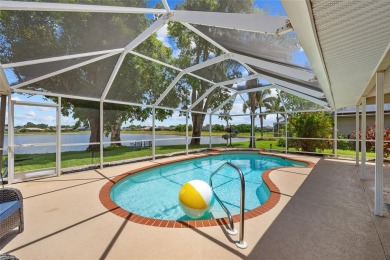 DEEP CREEK!  UPDATED 3-BEDROOM, 2-BATH, 2-CAR GARAGE LAKEFRONT on Deep Creek Golf Club in Florida - for sale on GolfHomes.com, golf home, golf lot