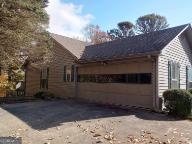 Come see the spectacular Autumn leaves from this wonderful 3 on Sky Valley Resort and Country Club in Georgia - for sale on GolfHomes.com, golf home, golf lot