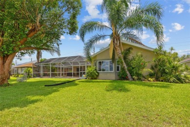 DEEP CREEK!  UPDATED 3-BEDROOM, 2-BATH, 2-CAR GARAGE LAKEFRONT on Deep Creek Golf Club in Florida - for sale on GolfHomes.com, golf home, golf lot