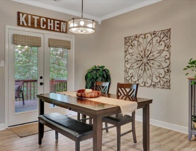 Welcome to this beautifully updated 3-bedroom, 2-bath home on Diamondhead Golf and Country Club in Arkansas - for sale on GolfHomes.com, golf home, golf lot