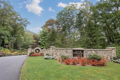 Premier View Lot in Highlands Cove

Discover a truly spectacular on Old Edwards Club in North Carolina - for sale on GolfHomes.com, golf home, golf lot
